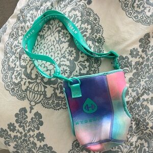 Hydrojug sleeve